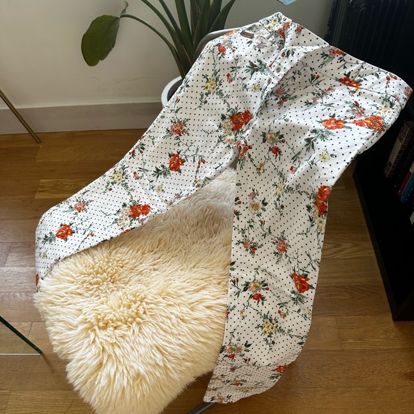 Dolce & Gabbana Vintage White Floral Cotton Pants, Size 26 / IT 40 - Picture 5 of 10